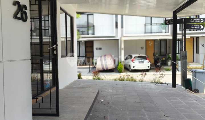 Disewakan Rumah Udah Renovasi 2 Lantai Area Lippo Cikarang 1