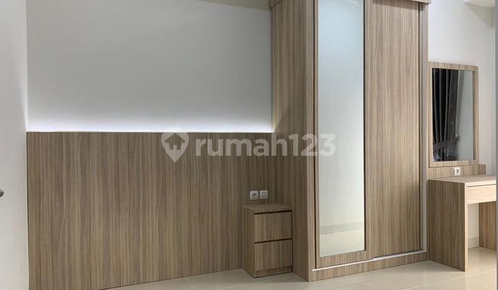 DISEWAKAN UNIT APARTEMEN VASANTA INOPARK DALAM KAWASAN MM2100 2