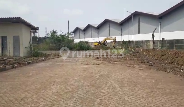 Dijual Gudang Sama Tanah Luar Kawasan Lokasi Strategis