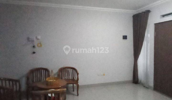 DISEWAKAN RUMAH 2 LANTAI FULL FURNIS LOKASI STRATEGIS KARAWANG BARAT 2