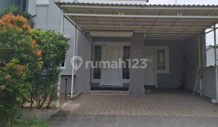 Disewakan Full Furnis Rumah 2 Lantai Dalam Cluster