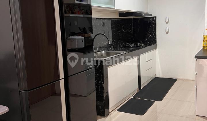 Disewakan Rumah 2 Lantai Full Furnis Area Lippo Cikarang