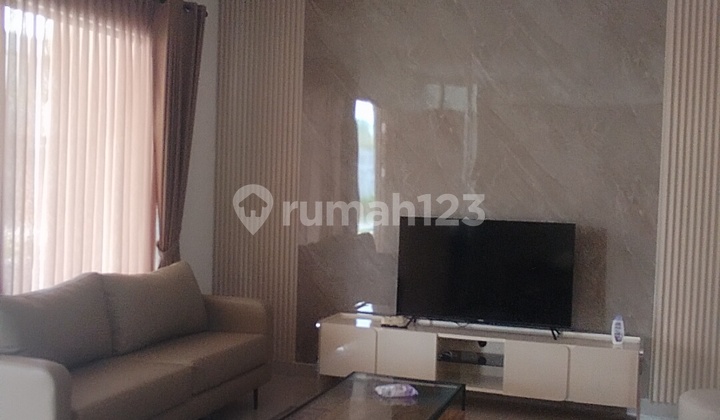 Disewakan Rumah 2 Lantai Full Furnis Cluster Baru Delta Mas  1