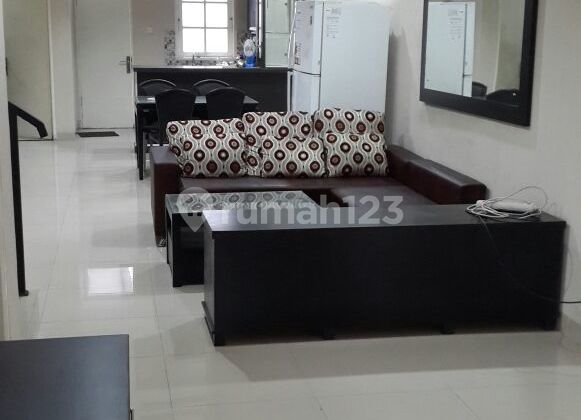 Disewakan Rumah 2 Lantai Full Furnis Lippo Cikarang 2