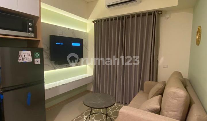 For Rent 2-Bedroom Fully Furnished Apartment in Meikarta with Toll Access
