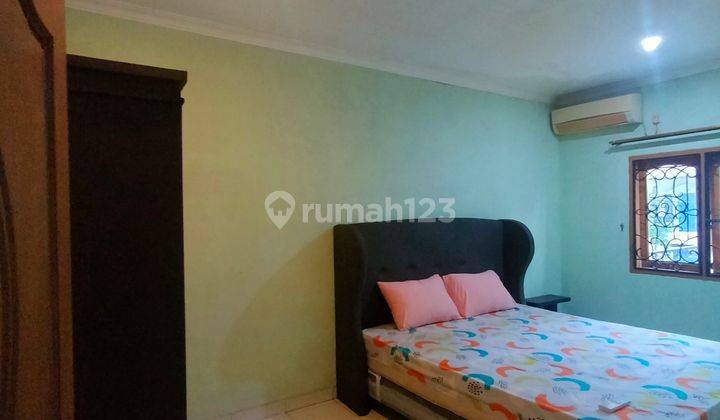 Disewakan Rumah 2 Lantai Full Furnis Kamar 5 Lippo Cikarang 1