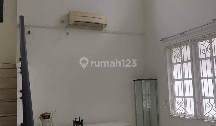 DISEWAKAN RUMAH 2 LANTAI FUL FURNIS AREA DELTA MAS CIKARANG PUSAT 1
