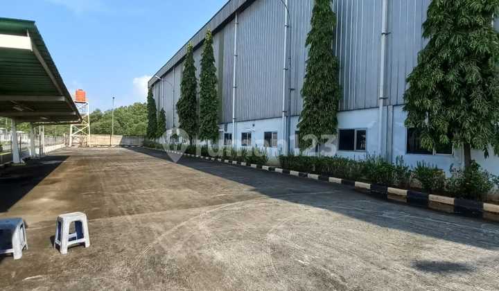 For Sale: Factory Area Within Industrial Zone, Floor Already Epoxy Coated For Sale: Factory Area Within Industrial Zone, Floor Already Epoxy Coated