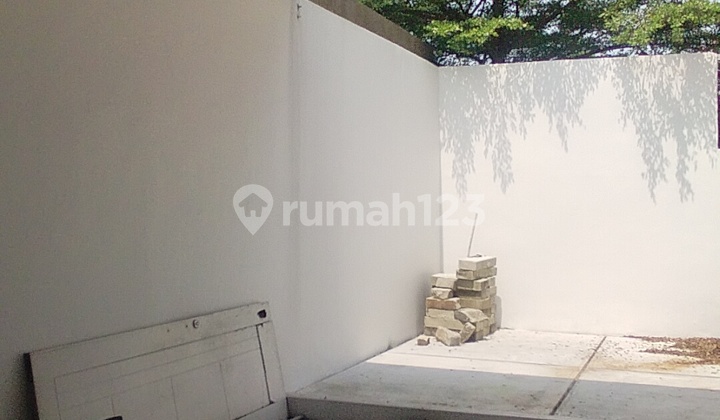 Disewakan Rumah Type 2 Lantai Pas Buat Karyawan Lokasi 2