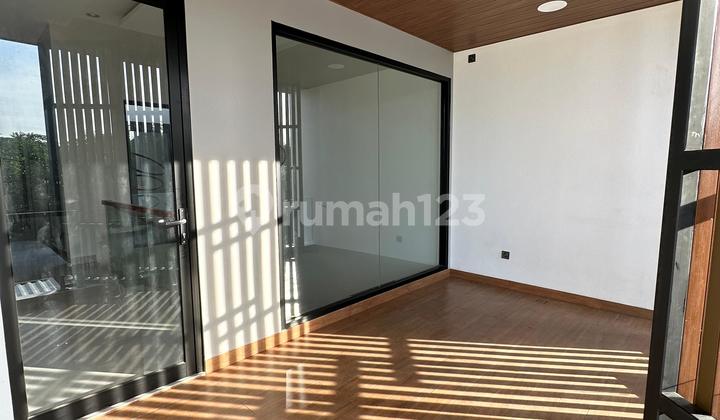 For Sale Nice House Ready to Live In Fully Furnished Strategic Location 2