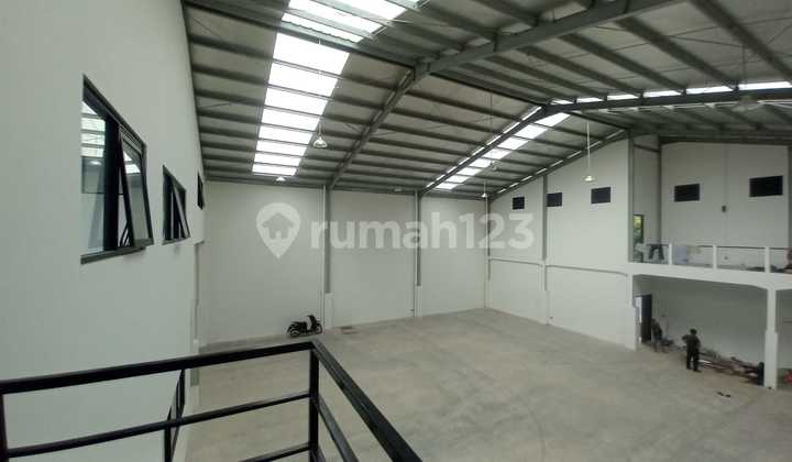 FOR RENT NEWLY BUILT WAREHOUSE IN THE AREA