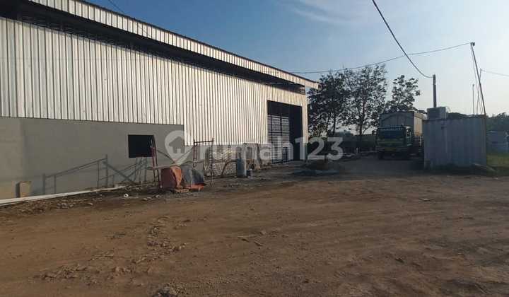 Disewakan Bangunan Gudang Baru di Bangun Luar Kawasan Disewakan Bangunan Gudang Baru di Bangun Luar Kawasan