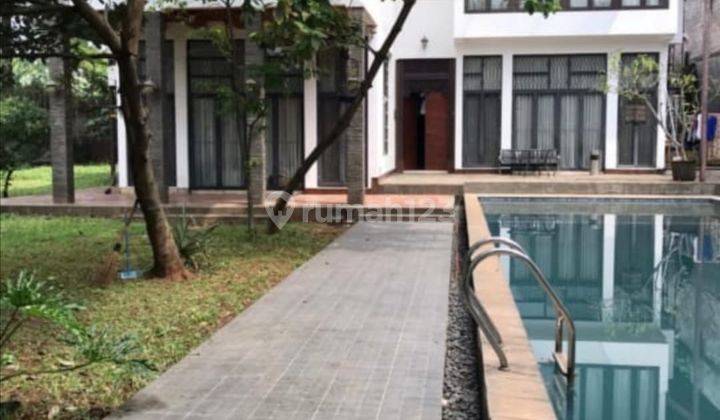 Beautiful House di Area yang Tenang dan Nyaman untuk kekuarga 2