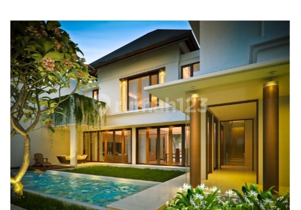 For rent Modern minimalis and bright house, suitable for family and children at Cilandak, South Jakarta