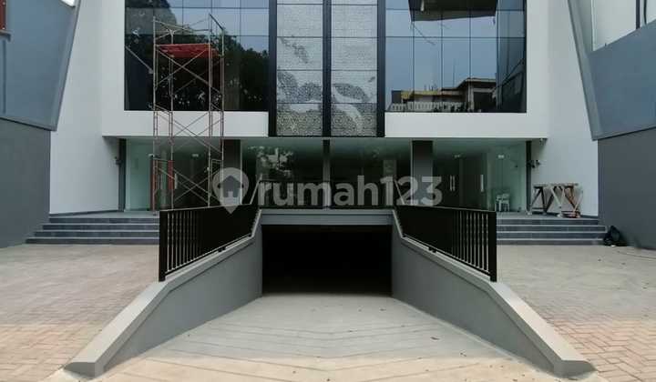 New Brand Commercial Mini Building in Duren Sawit, East Jakarta New Brand Commercial Mini Building in Duren Sawit, East Jakarta