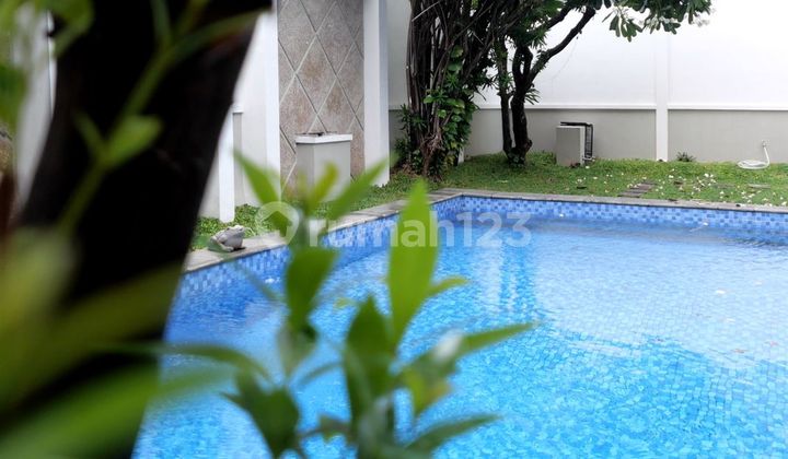 Beautiful House di Area yang Tenang dan Nyaman dan BEBAS BANJIR