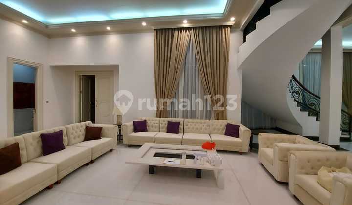 Luxury House In Primary Area Kuningan, Jakarta