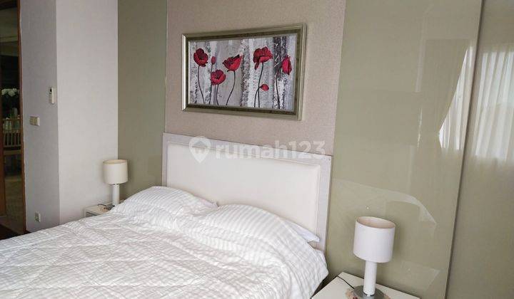 Apartement Park Royale 2 BR Bagus Sekali 5