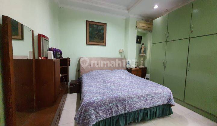 Rumah SHM di Jalan Tanah Abang Iv, Jakarta Pusat, Lokasi Strategis 1