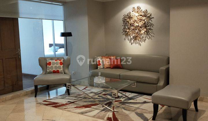 Apartement Park Royale 2 BR Furnished Bagus 1