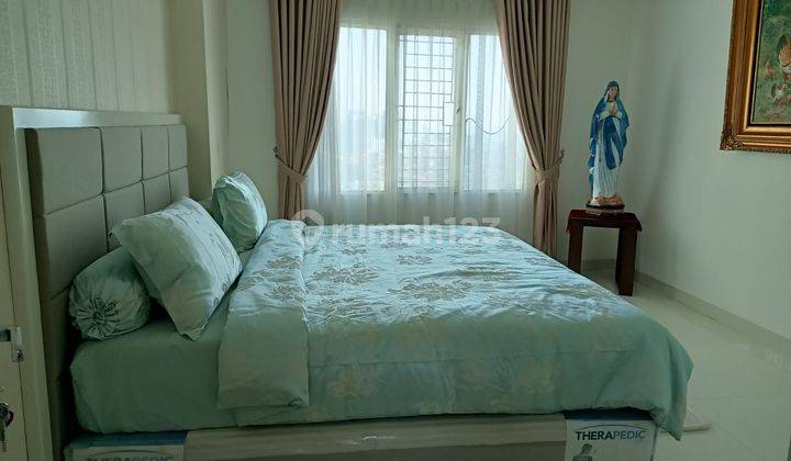 Apartemen Semanggi 3 BR Furnished Sudah Renovasi. Lokasi Strategis 2