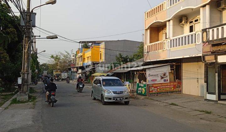 Ruko 2,5 Lantai Bap 1 di Pintu Masuk Perumahan 2