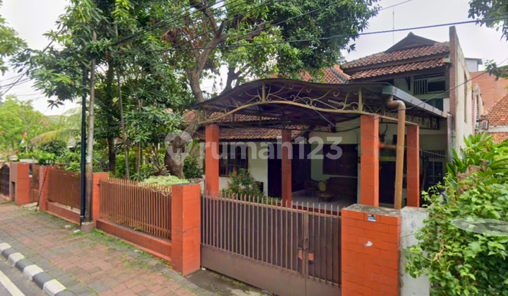 Nice House Suitable for Investment in Central Jakarta 2