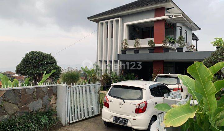 Villa Dijual di Ciwidey Bandung Tanah Luas 1