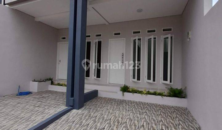 Rumah Dijual 4 Kamar di Cigadung Bandung Kota 1