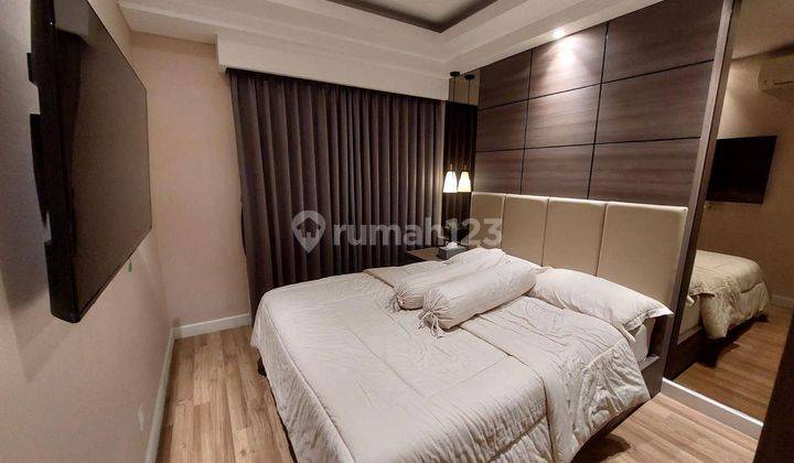 Dijual Apartemen Landmark Full Furnished 3 BR 1