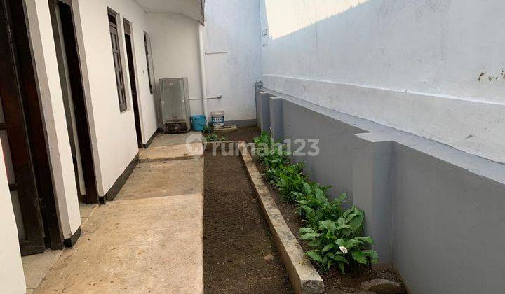 Rumah Disewa di Cikutra Jalan Utama Bandung Kota 2