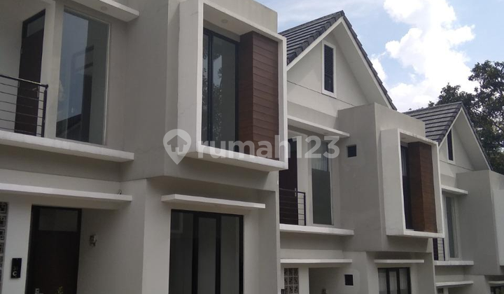 Rumah Dijual di Komplek Padasuka Bandung