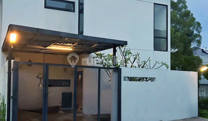 Rumah Modern Industrial Gegerkalong Bandung Setiabudi