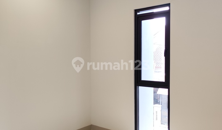 Rumah Dijual di BKR Baru Bandung Kota 2