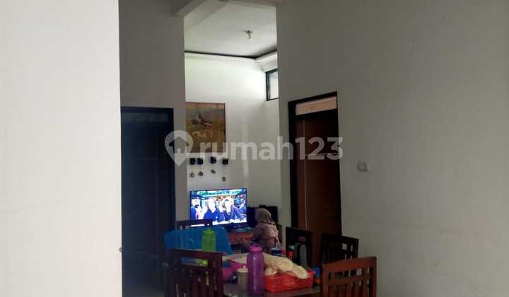 Rumah Dijual di Komplek Bumi Anggrek Ciateul Garut 2