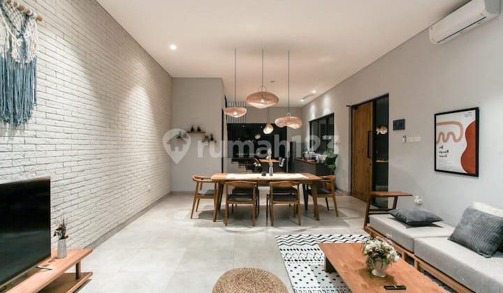 Villa House for Sale in Sarijadi, Bandung City, Near POLBAN. 2