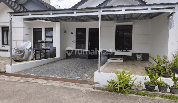 Rumah Dijual di Komplek Bentang Artha Residence 1