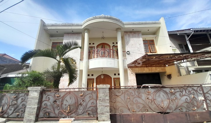 Rumah Disewa di Gegerkalong Bandung Kota 6 Kamar