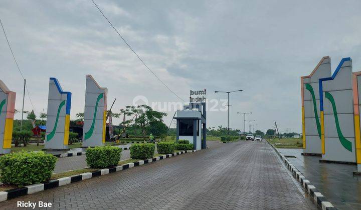 Over rumah murah strategis di bumi indah pasarkemis 3