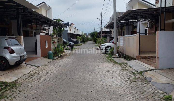 Over rumah murah strategis di bumi indah pasarkemis 4