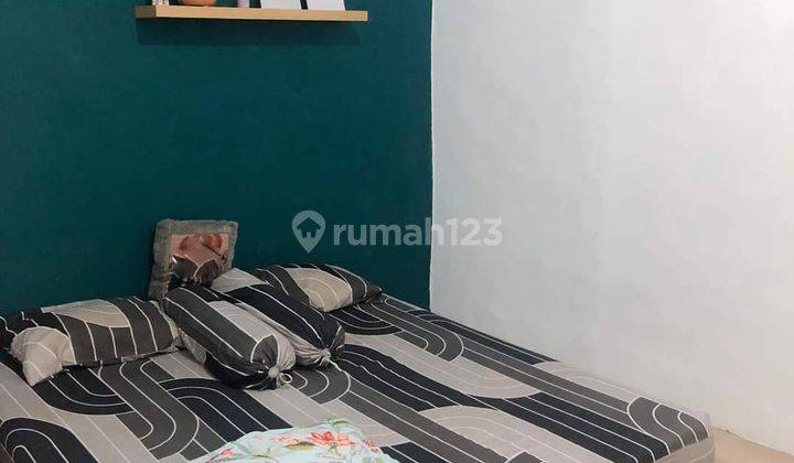 Over kredit rumah murah strategis pinggir jalan raya sepatan 7