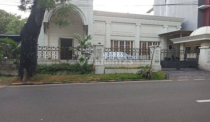 Rumah Mewah Hitung Tanah Di Jalan Panglima Polim Jaksel 1