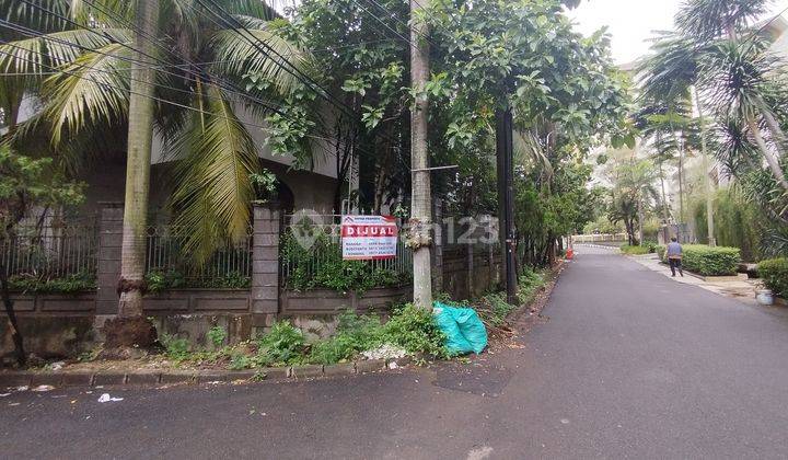 Rumah Tua Hitung Tanah Di JL Permata Safir Permata Hijau Jaksel 2