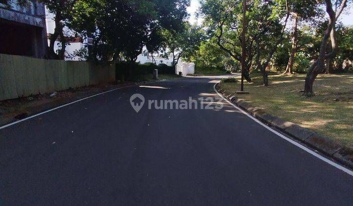 Rumah 50% Bangunan Lokasi Prime Bukit Golf Pondok Indah 2