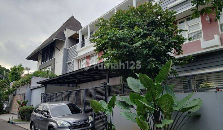 Rumah 3 Lantai Hook Siap Huni Jl Alam Segar V Pondok Indah 1