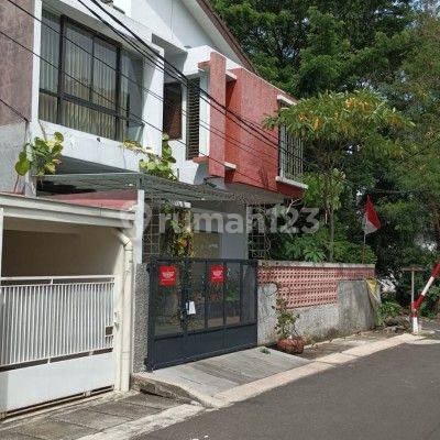 Rumah Hook Siap Huni Jl Danau Mahalona Benhil Jakpus 2