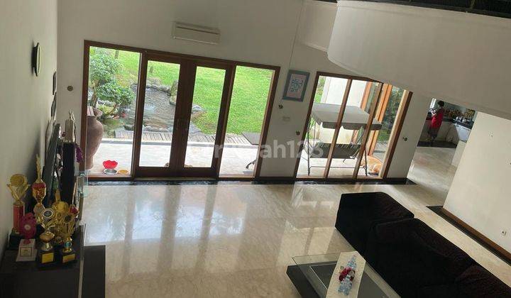 Disewakan Rumah Lux Terawat Setraduta 1