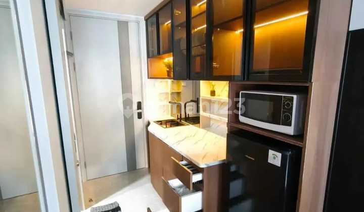 For Rent Bella Tower Studio Furnished Apartment in Pakuwon City 2