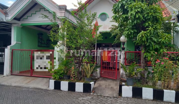 Dijual rumah Babatan Indah Wiyung dekat Royal Residence 1