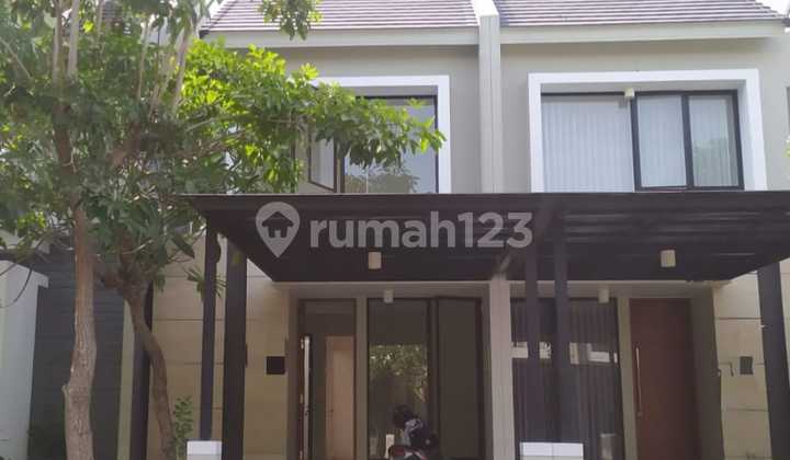 Dijual Rumah Northwest Park Citraland Murah sudah Canopi 2 lantai 1